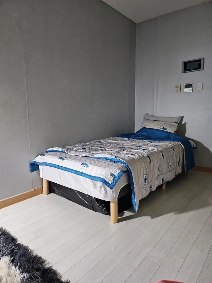 Urban Space Sinnonhyeon Szöul Apartman